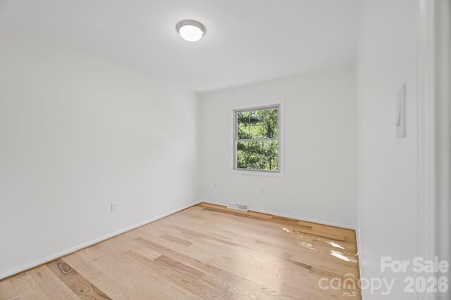 35 Clement Drive, Asheville, NC 28805