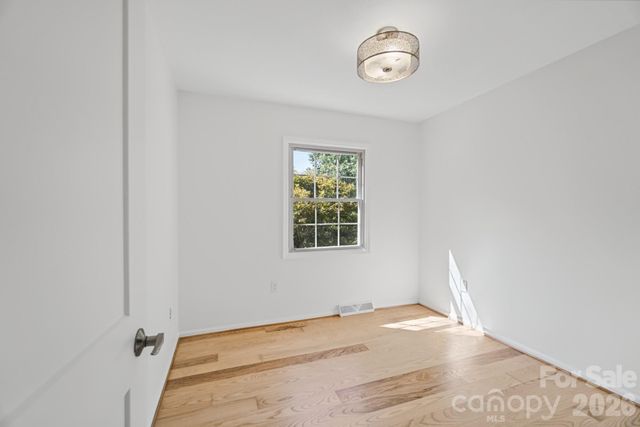 35 Clement Drive, Asheville, NC 28805