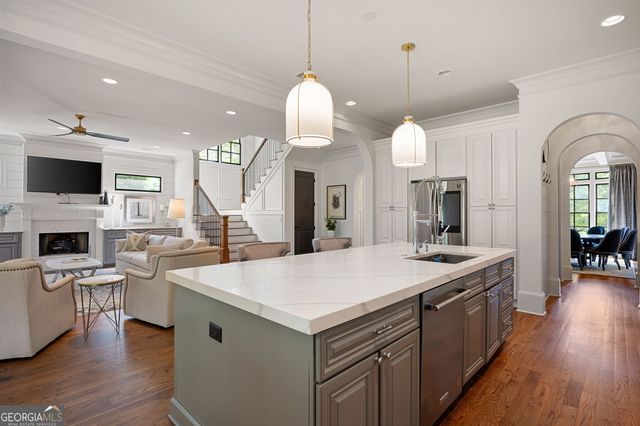4145 W Cooper Lake Drive SE, Smyrna, GA 30082