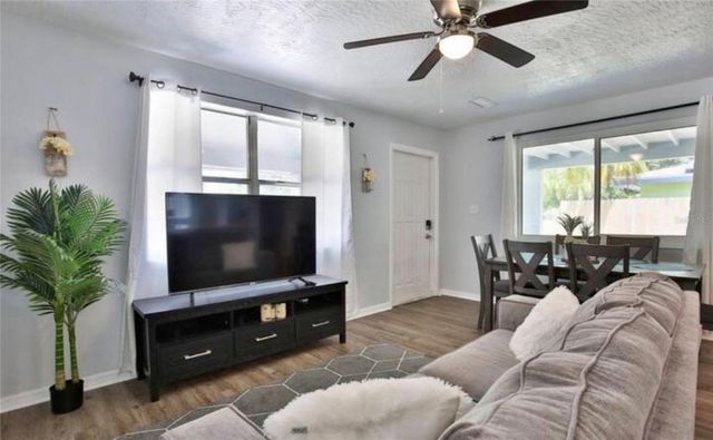 3113 MCINTOSH ROAD, Sarasota, FL 34232