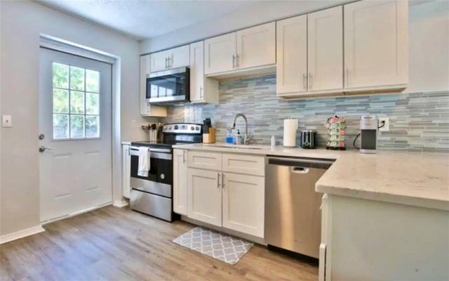 3113 MCINTOSH ROAD, Sarasota, FL 34232