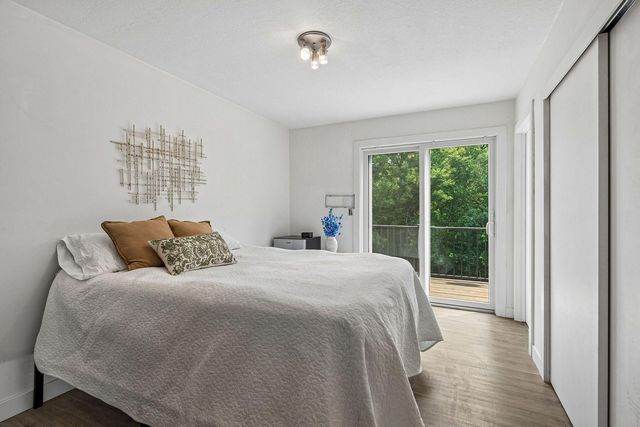 3225 W 54th Street, Edina, MN 55410