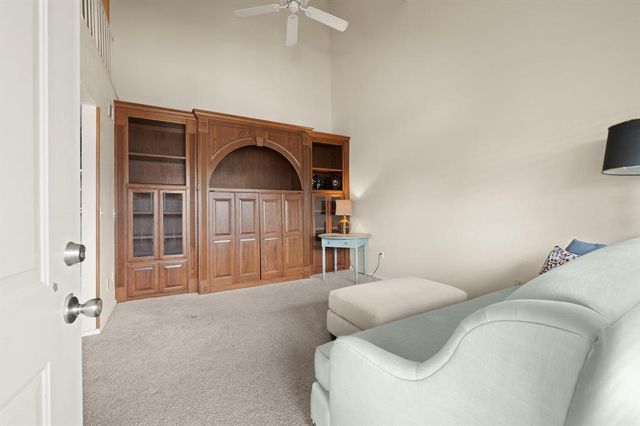 11525 N Meridian Avenue 206, Oklahoma City, OK 73120