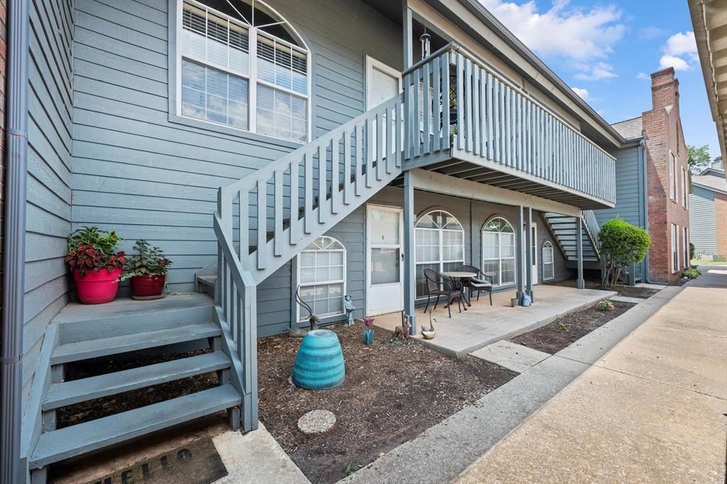11525 N Meridian Avenue 206, Oklahoma City, OK 73120
