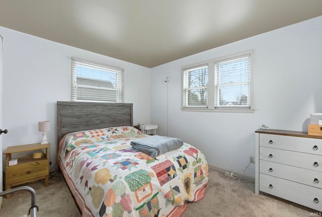 206 S Walnut Street, Columbia City, IN 46725