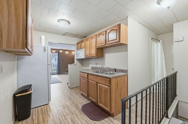 206 S Walnut Street, Columbia City, IN 46725