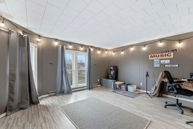 206 S Walnut Street, Columbia City, IN 46725