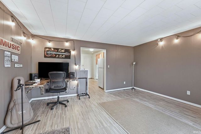 206 S Walnut Street, Columbia City, IN 46725