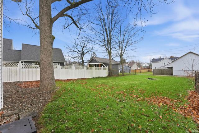 206 S Walnut Street, Columbia City, IN 46725