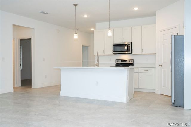 7246 N Everest Terrace, Dunnellon, FL 34434