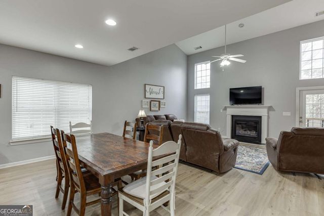 7804 Keepsake Lane, Flowery Branch, GA 30542