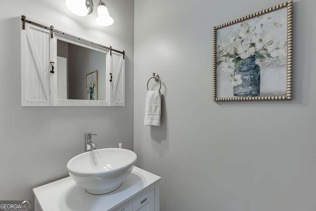 7804 Keepsake Lane, Flowery Branch, GA 30542