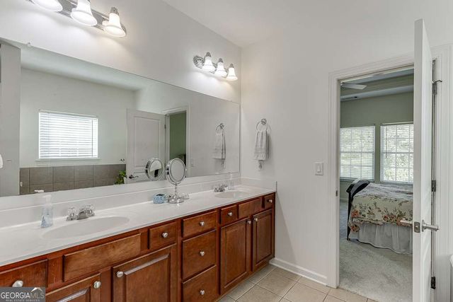7804 Keepsake Lane, Flowery Branch, GA 30542