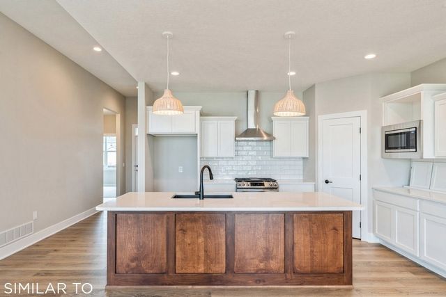 733 34th Street SE, Altoona, IA 50009