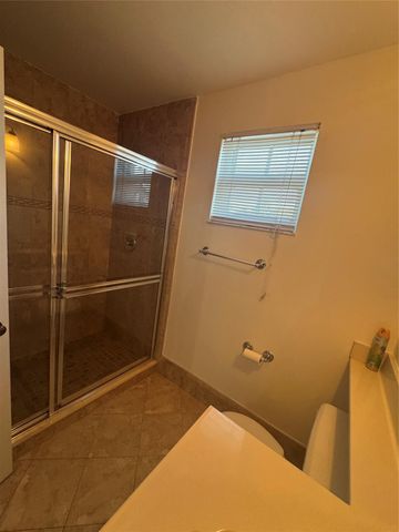 9929 NW 9TH CT, Plantation, FL 33324