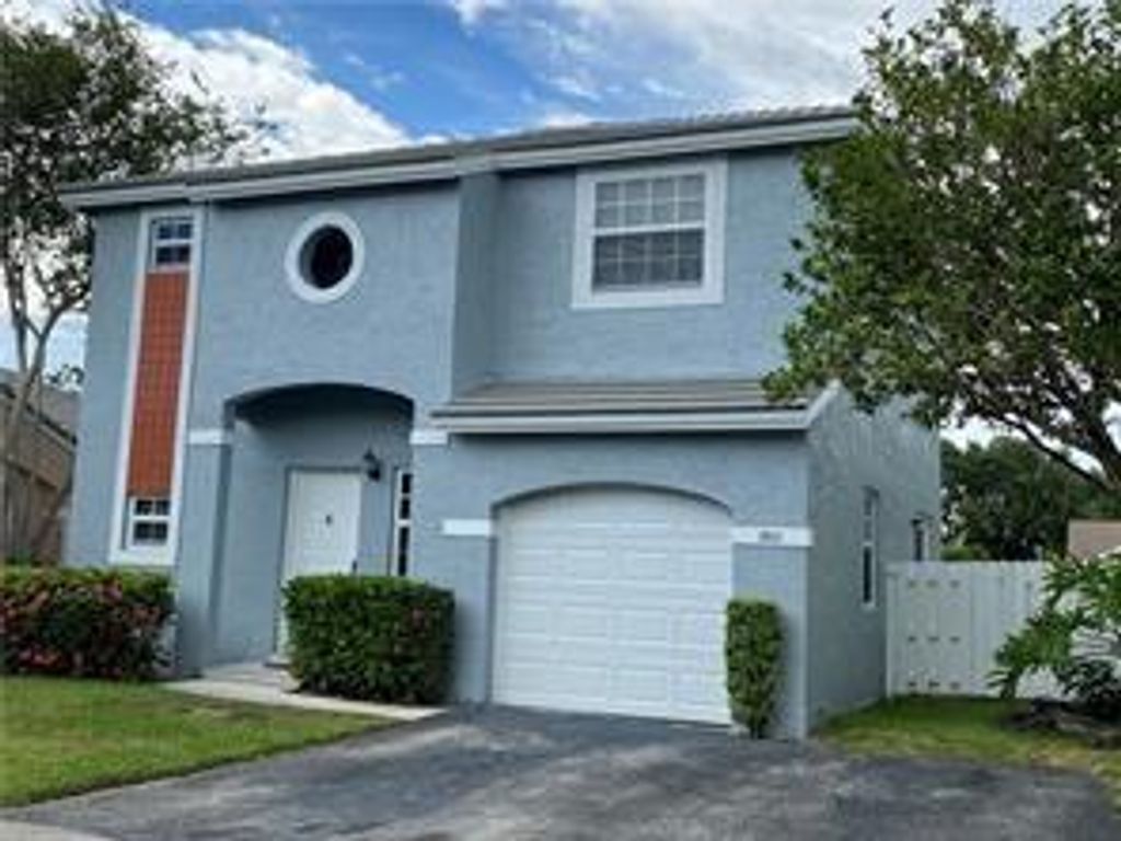 9929 NW 9TH CT, Plantation, FL 33324