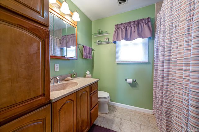 150 Park Lane, Massapequa, NY 11758
