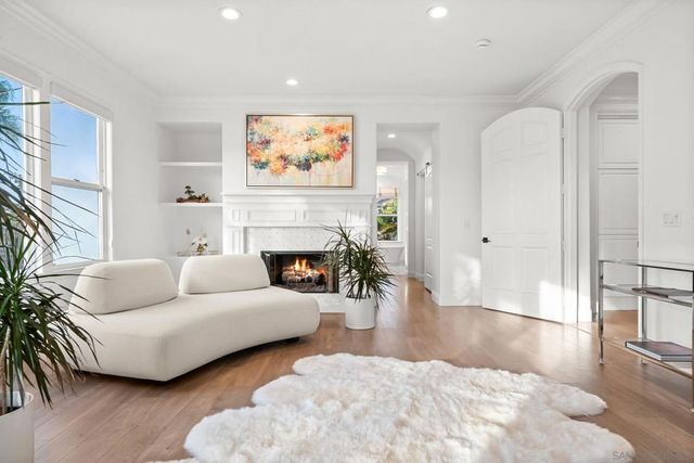 13092 Harwick Lane, San Diego, CA 92130