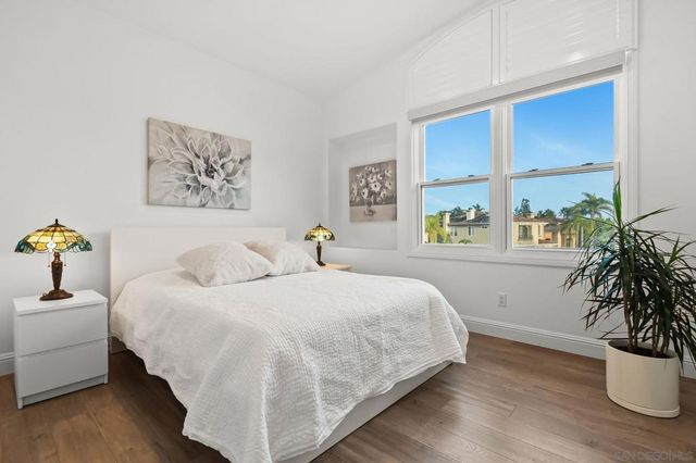 13092 Harwick Lane, San Diego, CA 92130