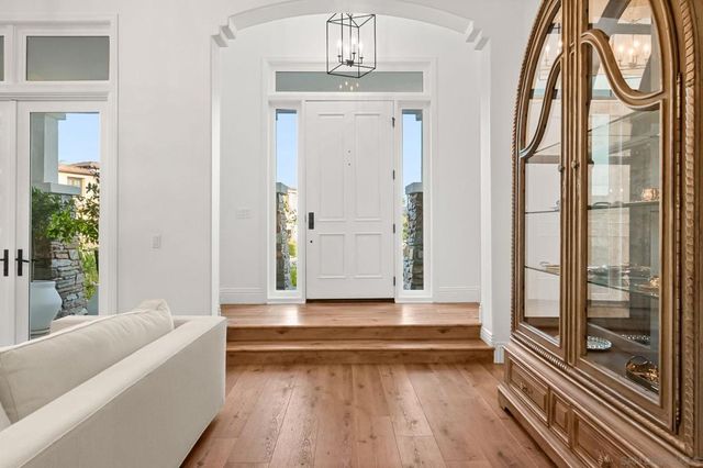 13092 Harwick Lane, San Diego, CA 92130