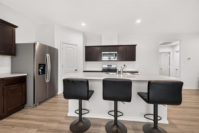 2074 Legacy Hills Drive, Houston, TX 77067