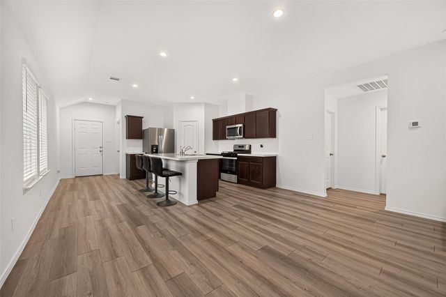 2074 Legacy Hills Drive, Houston, TX 77067