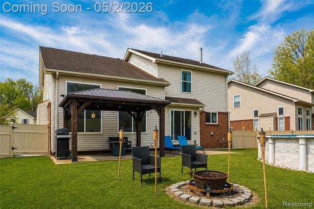 29516 Hunter Street, Trenton, MI 48183