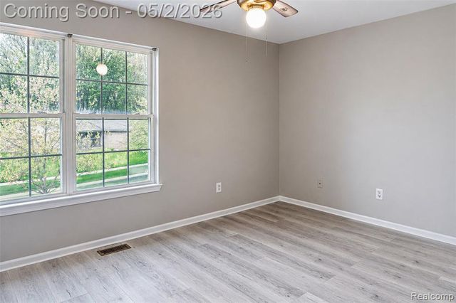 29516 Hunter Street, Trenton, MI 48183