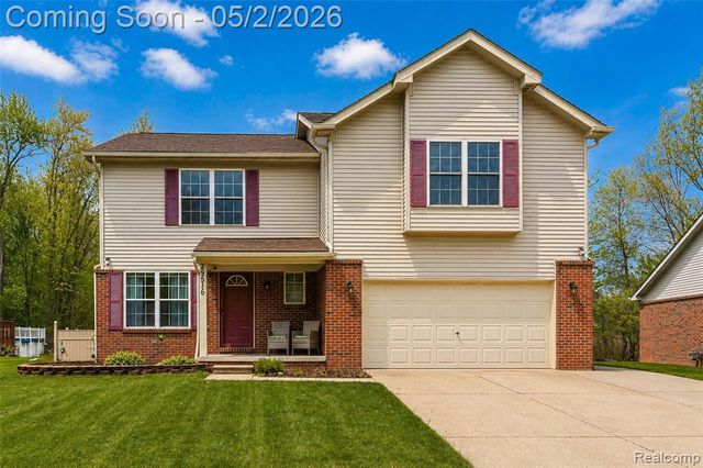 29516 Hunter Street, Trenton, MI 48183