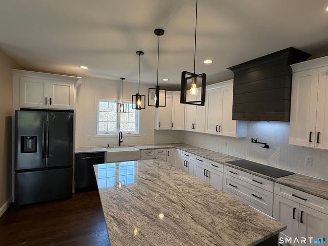 117 Colchester Avenue, East Hampton, CT 06424