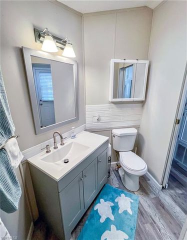 11019 Sunglow LN, Fort Myers, FL 33908