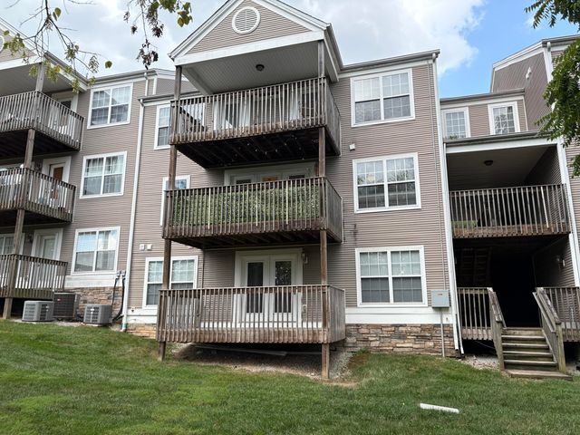 857 Malabu Drive 8102, Lexington, KY 40502