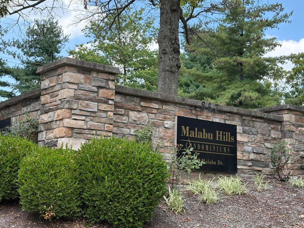 857 Malabu Drive 8102, Lexington, KY 40502