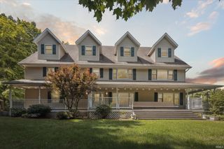 59895 Locust Road, South Bend, IN 46614