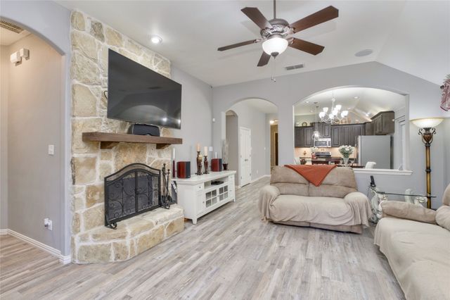 2525 Open Range Drive, Fort Worth, TX 76177