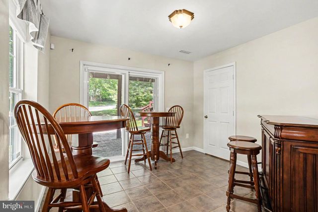 6513 RIDGEBORNE DR, Baltimore, MD 21237
