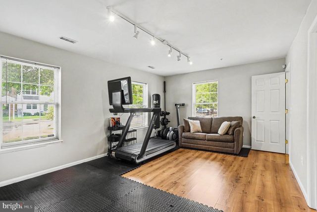 6513 RIDGEBORNE DR, Baltimore, MD 21237