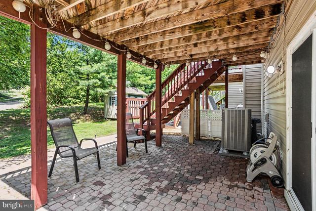 6513 RIDGEBORNE DR, Baltimore, MD 21237