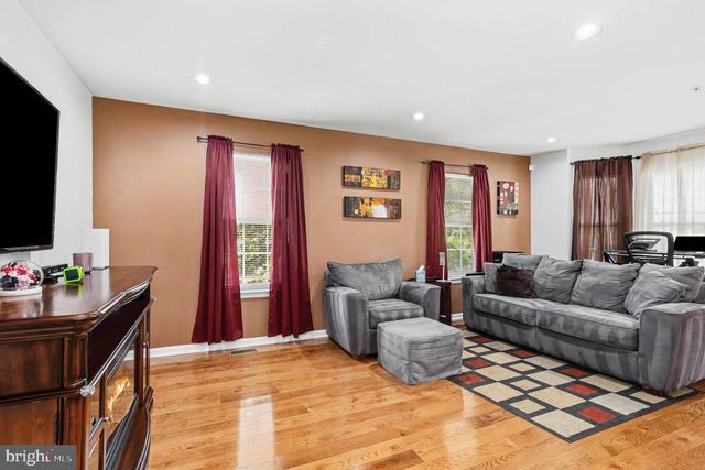 6513 RIDGEBORNE DR, Baltimore, MD 21237