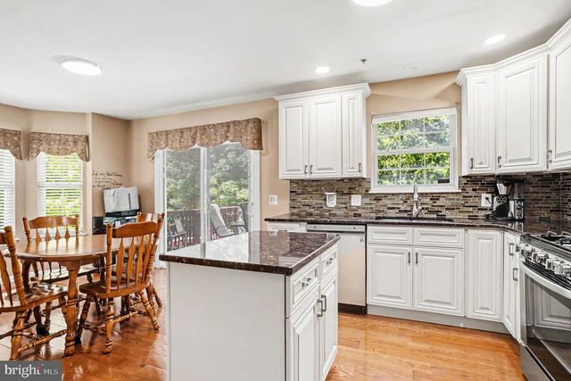 6513 RIDGEBORNE DR, Baltimore, MD 21237