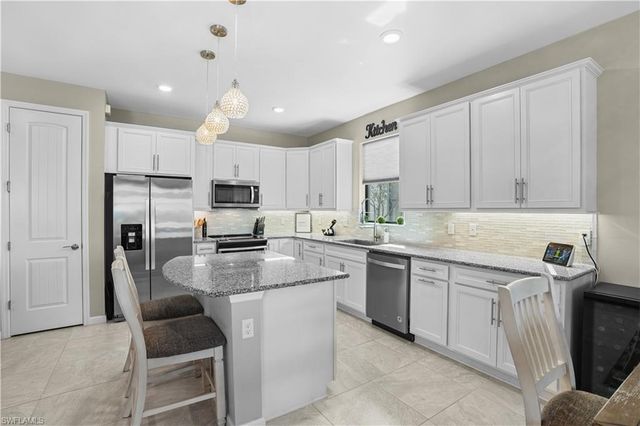 2077 Hamlin ST, Naples, FL 34120