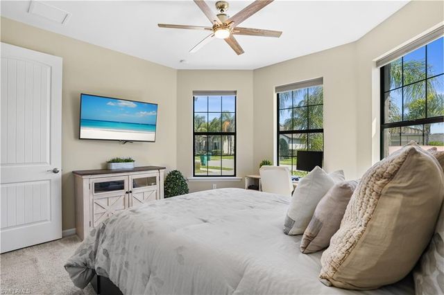 2077 Hamlin ST, Naples, FL 34120
