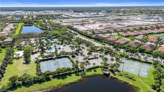 2077 Hamlin ST, Naples, FL 34120