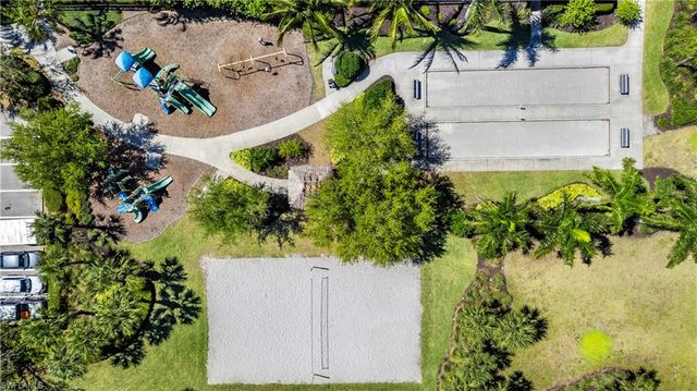2077 Hamlin ST, Naples, FL 34120