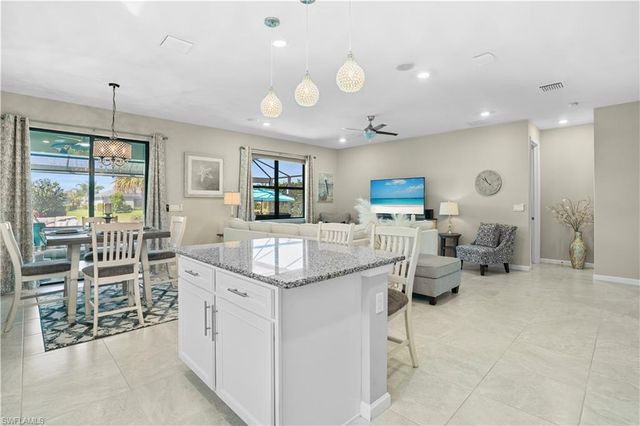 2077 Hamlin ST, Naples, FL 34120