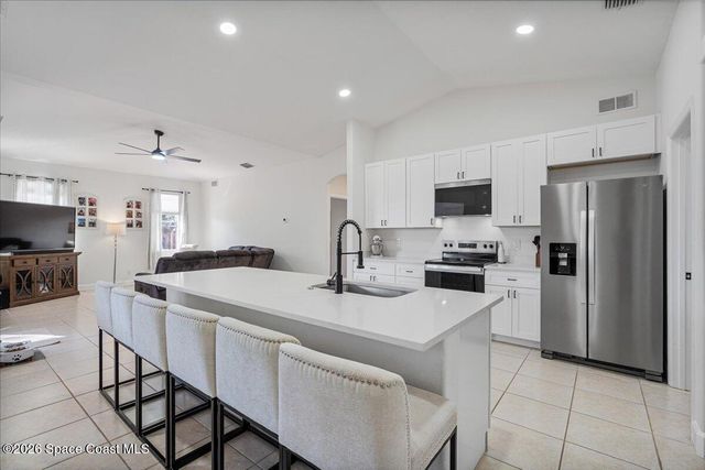 356 Olster Street SW, Palm Bay, FL 32908