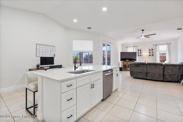 356 Olster Street SW, Palm Bay, FL 32908