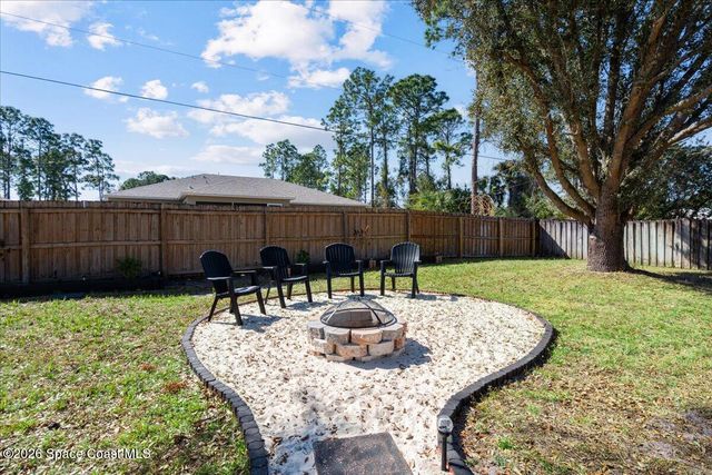356 Olster Street SW, Palm Bay, FL 32908