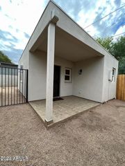 1613 W MOUNTAIN VIEW Road B, Phoenix, AZ 85021