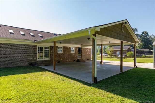 275 Stewart Creek Road, Raeford, NC 28376